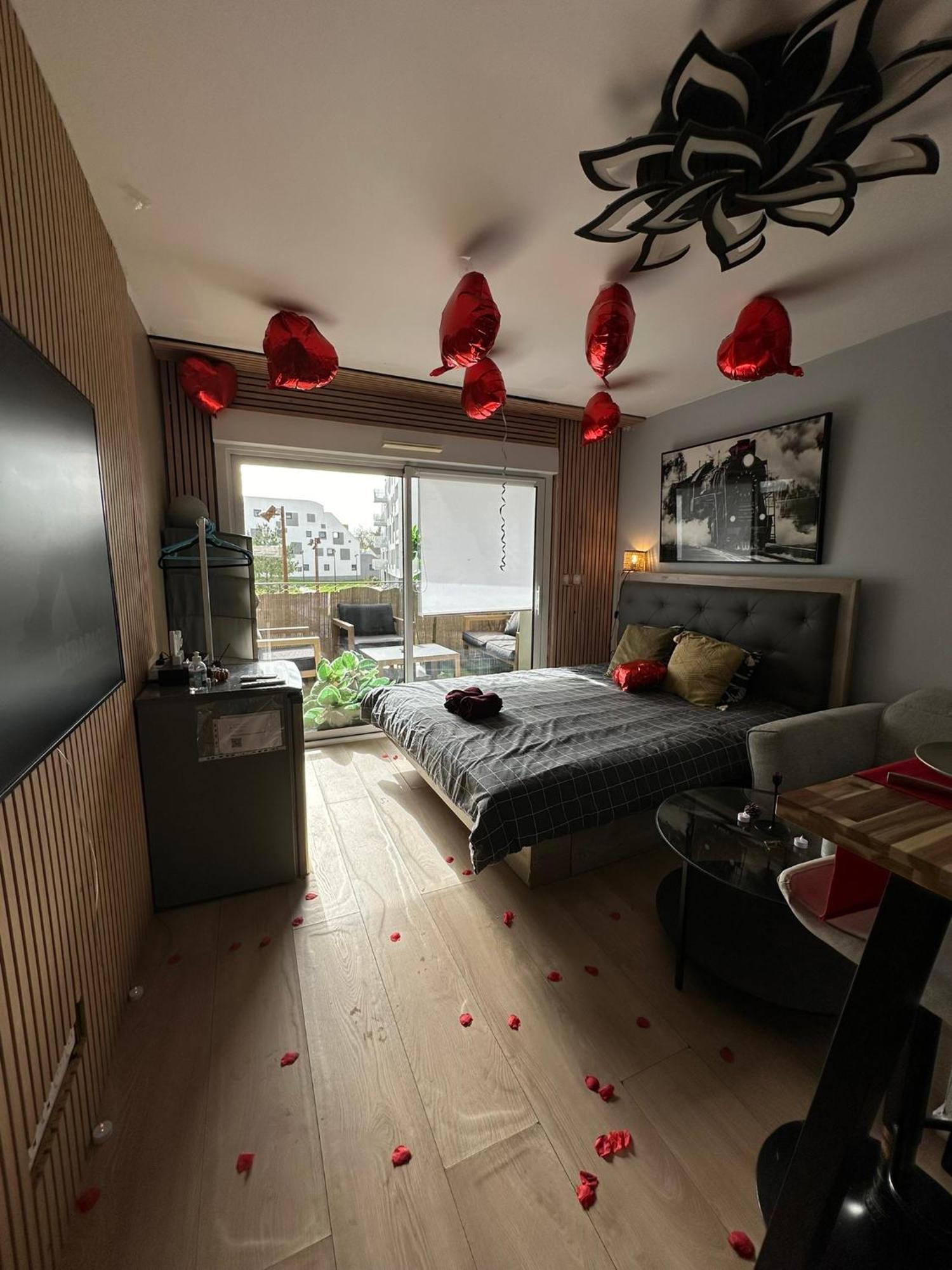 Love Room Nantais Nantes Exteriör bild