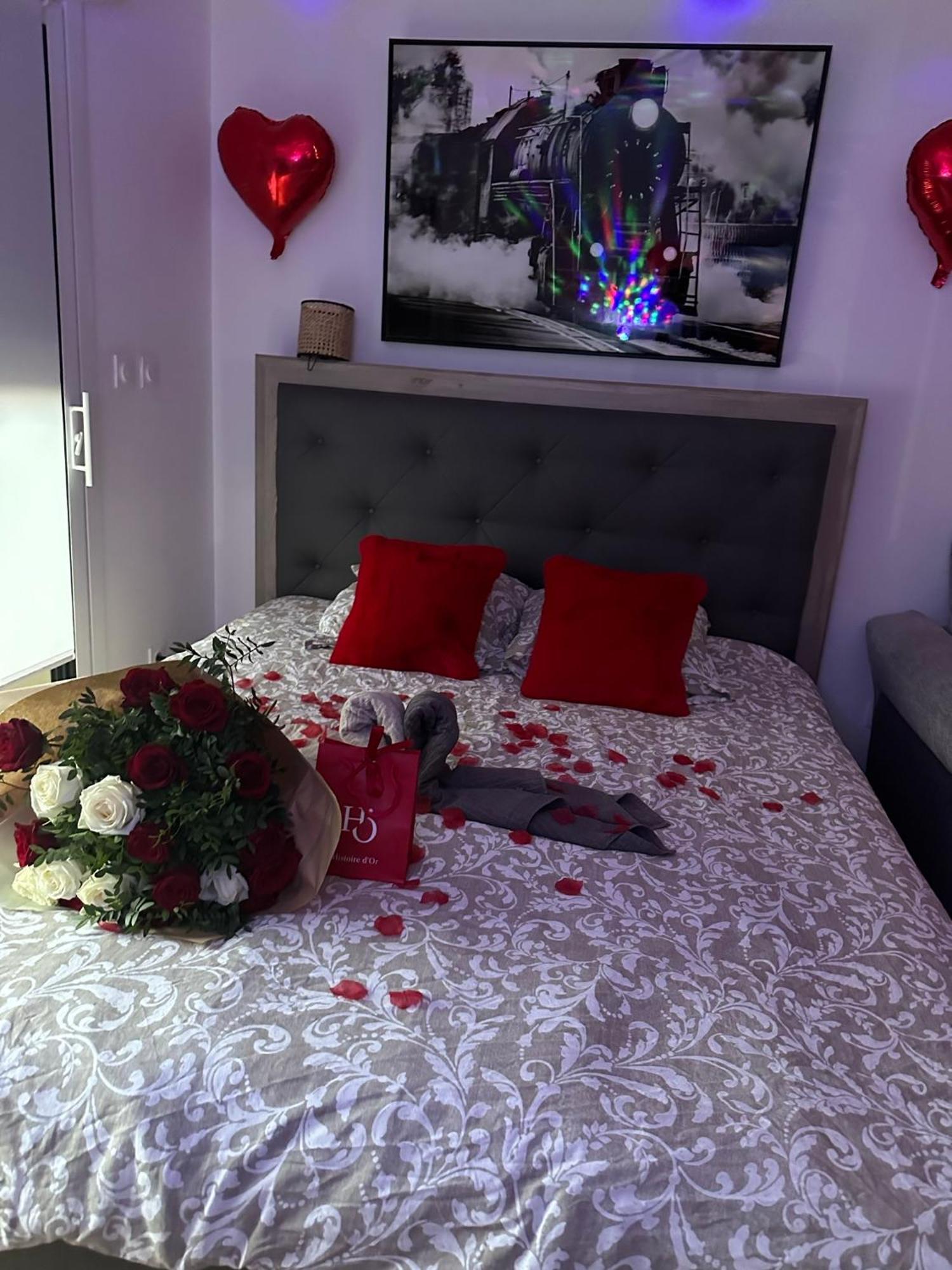 Love Room Nantais Nantes Exteriör bild