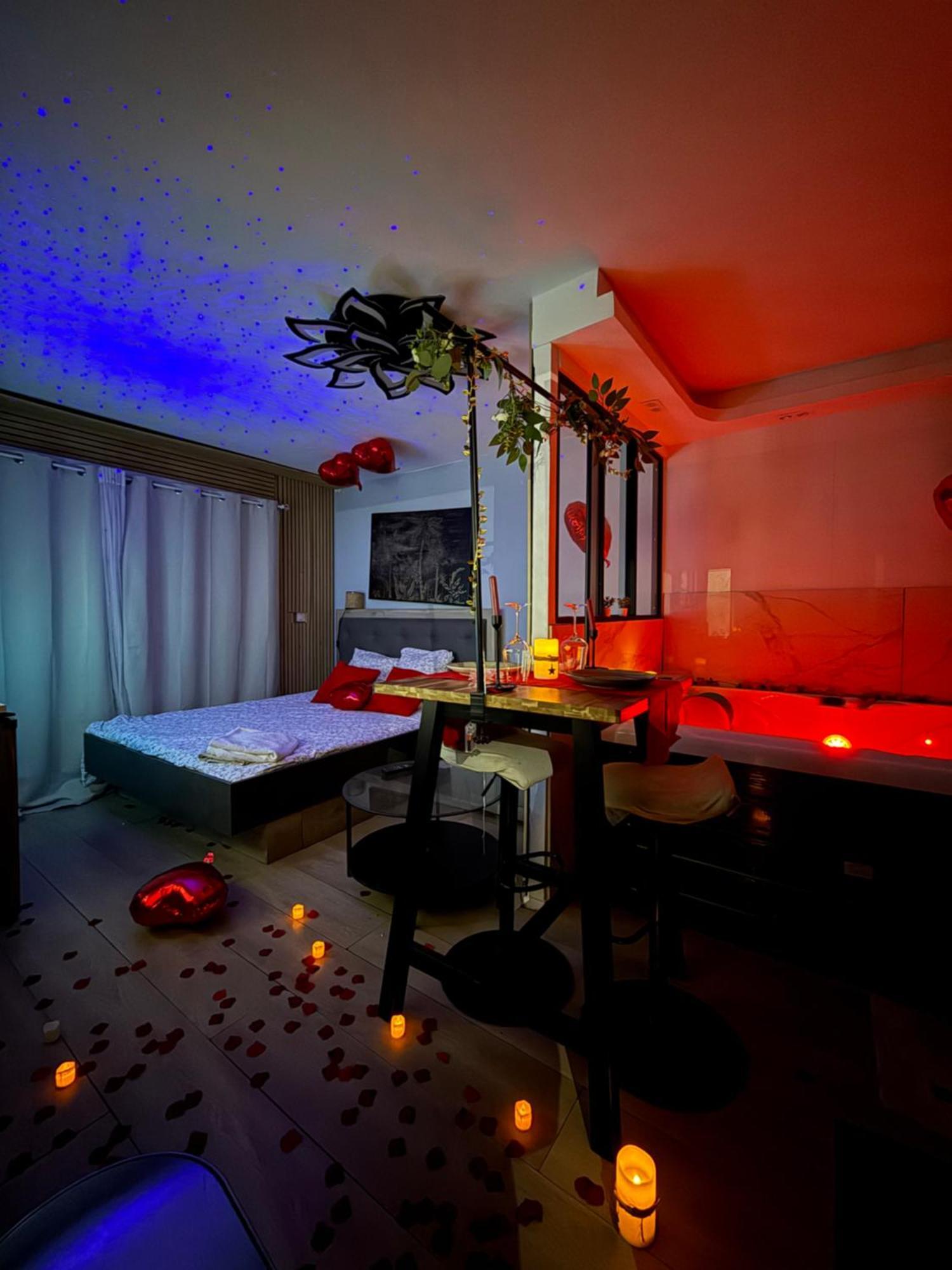 Love Room Nantais Nantes Exteriör bild