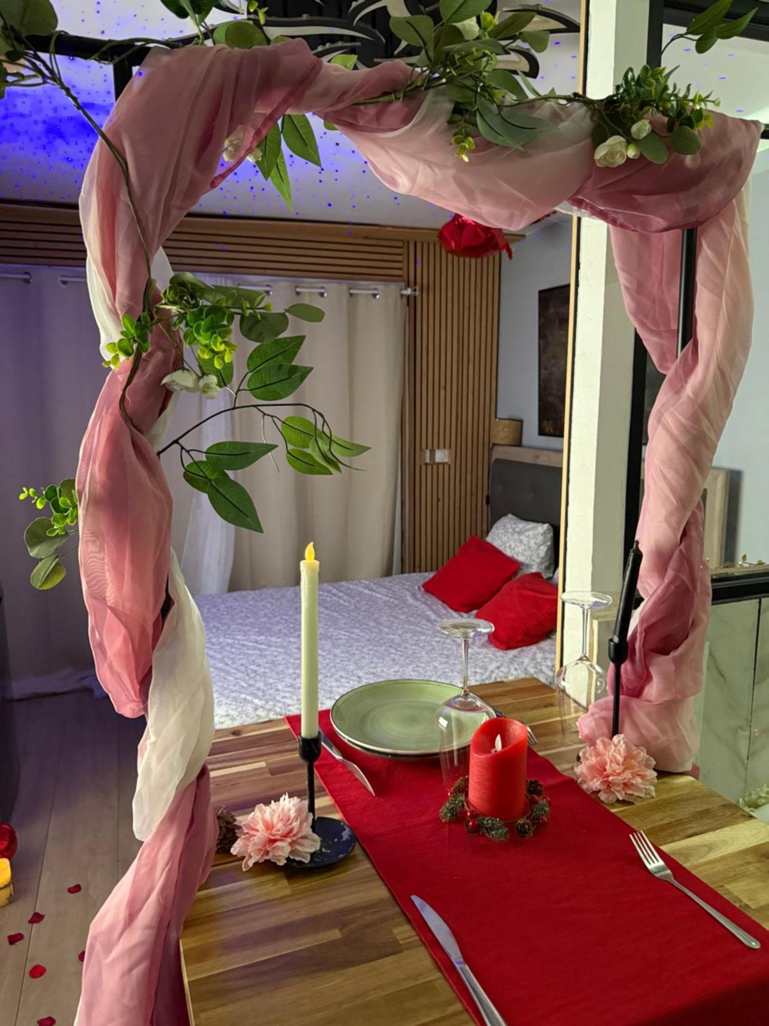 Love Room Nantais Nantes Exteriör bild